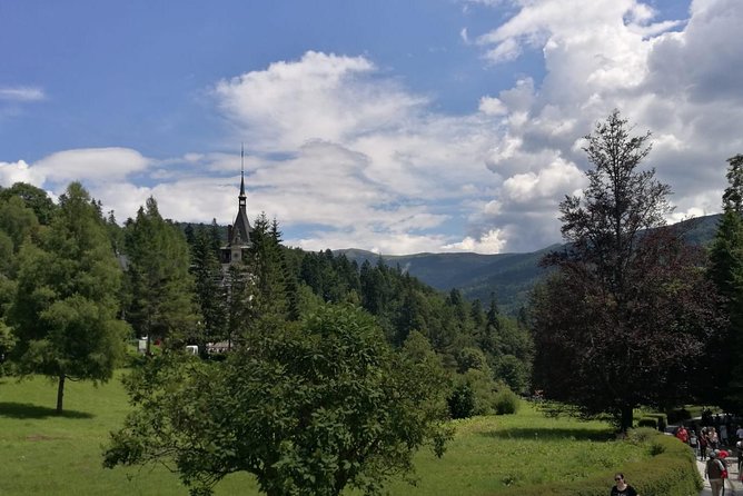 1 Day Castles Tour - Sinaia and Bran - Stop 1: Peles Castle in Sinaia