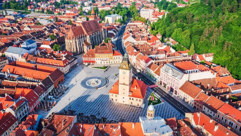 1-Day Guided Tour: Bucharest-Peles, Dracula Castle & Brasov - Brasov’s Medieval Center Walk: Black Church and Council Square at Street Level