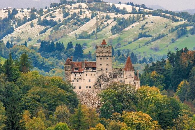 2-Day Transylvania from Bucharest: Brasov, Bran, Sighisoara - Brasov’s old town walk: Council Square, Council Tower, and the Black Church