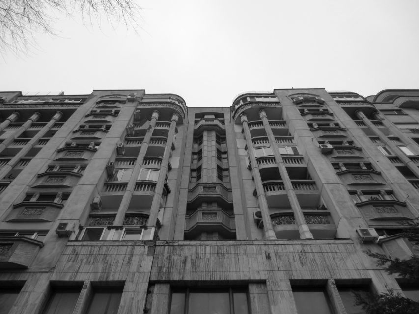 3-Hour Guided Tour of Communist Bucharest - Communist Bucharest in Three Hours: What You’re Actually Learning