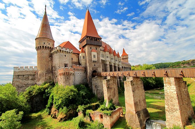 4-Day Inside Transylvania & Transfagarasan Tour from Bucharest - Should you book it?