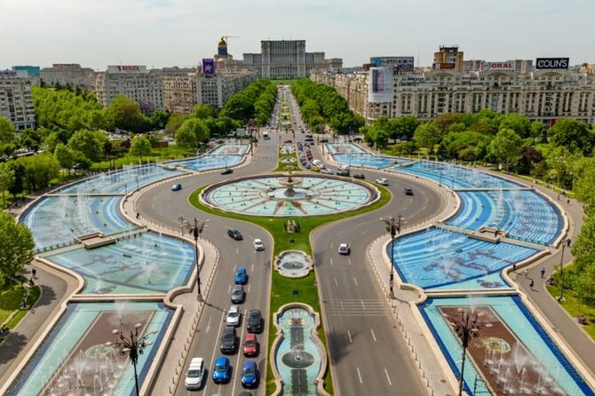 4h Bucharest Panoramic Tour by Car with stops - Stop 2: Piaka Unirii (Square-Time for Orientation)