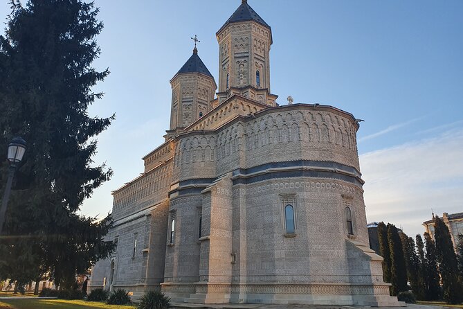 6 Days Private Tour in Romania Spectacular Places from Bucharest - Value Check: What You’re Paying For (and What You’re Not)