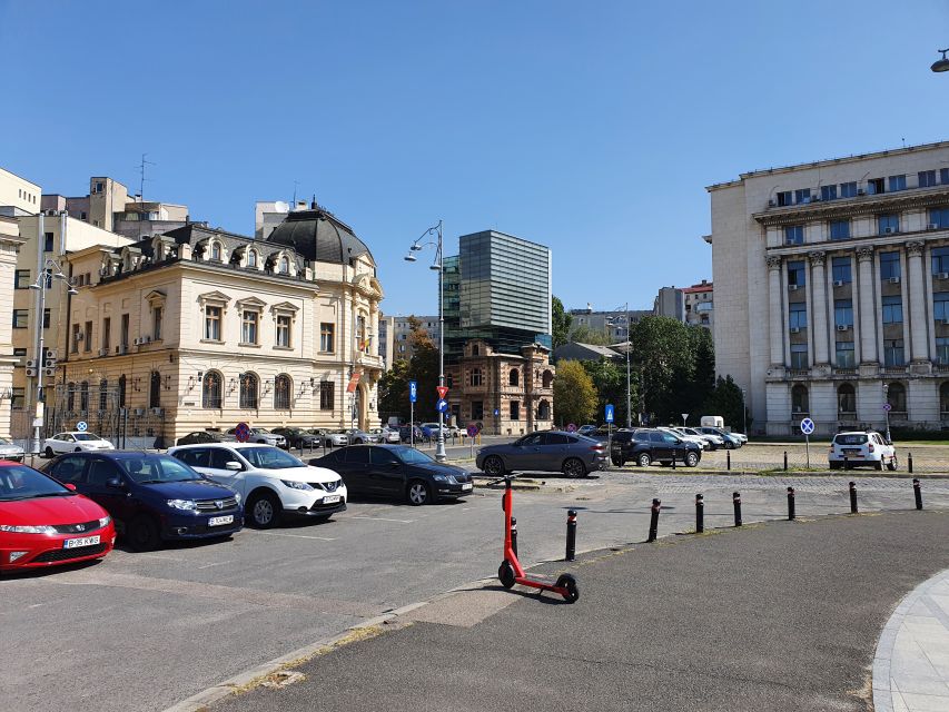 6h Communism Tour in Bucharest with Ceausescu Mansion - The viewpoint stop: a breather and your photo reset
