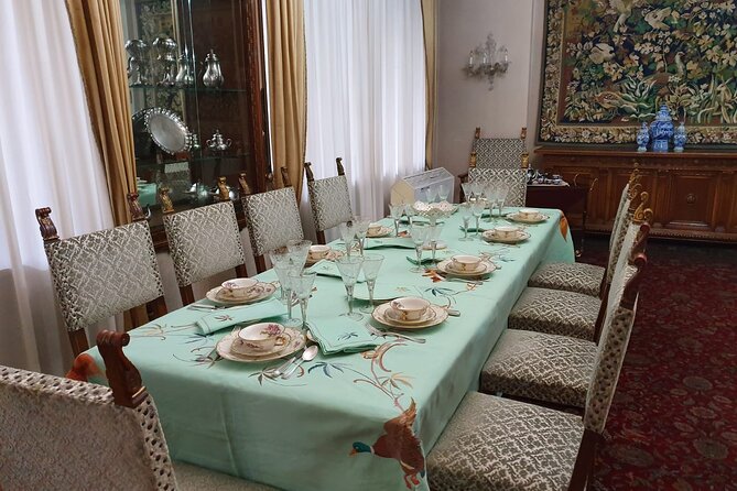 8-Hour Private Tour to Bucharest Communism - Ceaușescu Mansion: seeing the private side of power