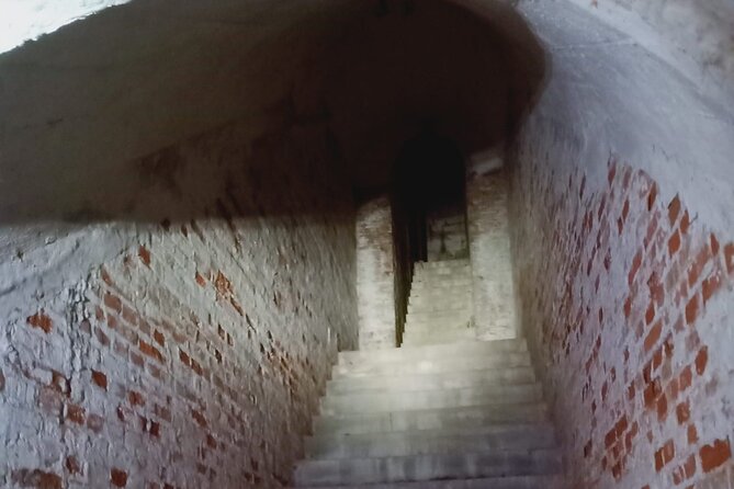 Abandoned Fortifications to History and Mystery of Bucharest - The guides make (or break) this kind of ruins tour