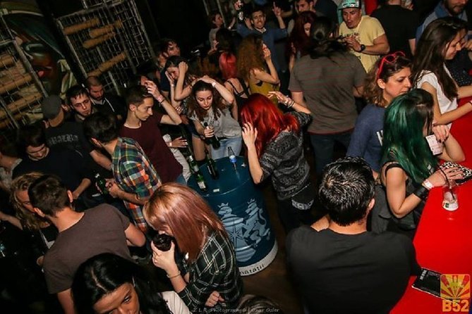 Bar Crawling - Key highlights you’ll feel right away