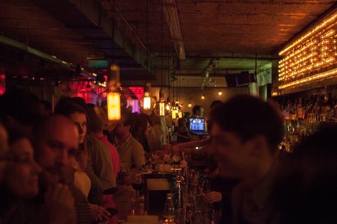 Bar Crawling - Why this Bucharest crawl works from 9pm to club time