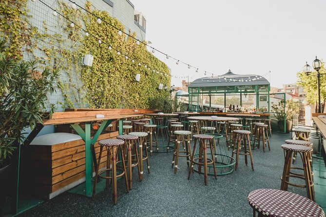 Bar Crawling - Stop 3: Linea rooftop lounge for the second view and the momentum boost