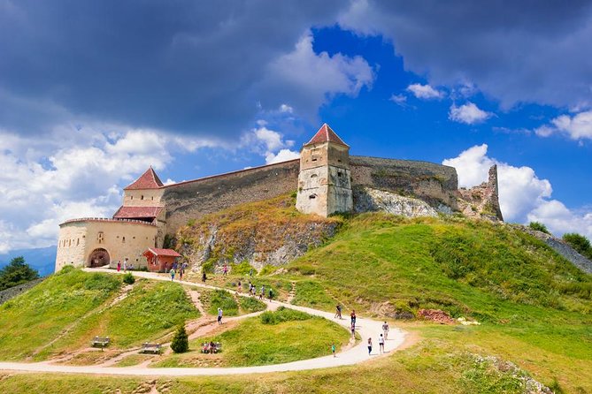 Bear Sanctuary & Rasnov Fortress - Private day tour from Bucharest - Key highlights at a glance