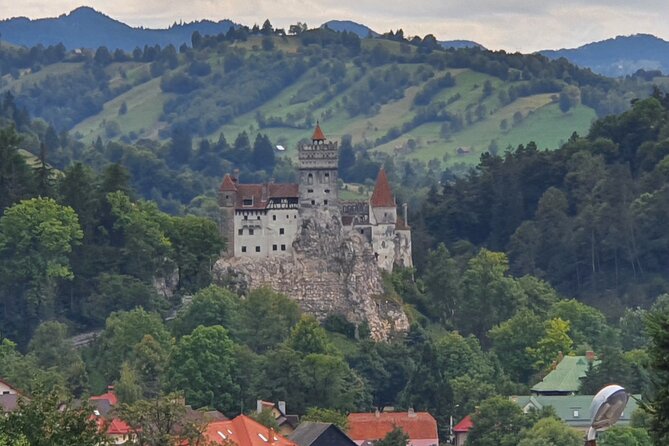 Bran Castle, Peles Castle and Brasov City - Private Tour from Bucharest - Brasov Historical Center: Mountain City Time With Real Flexibility