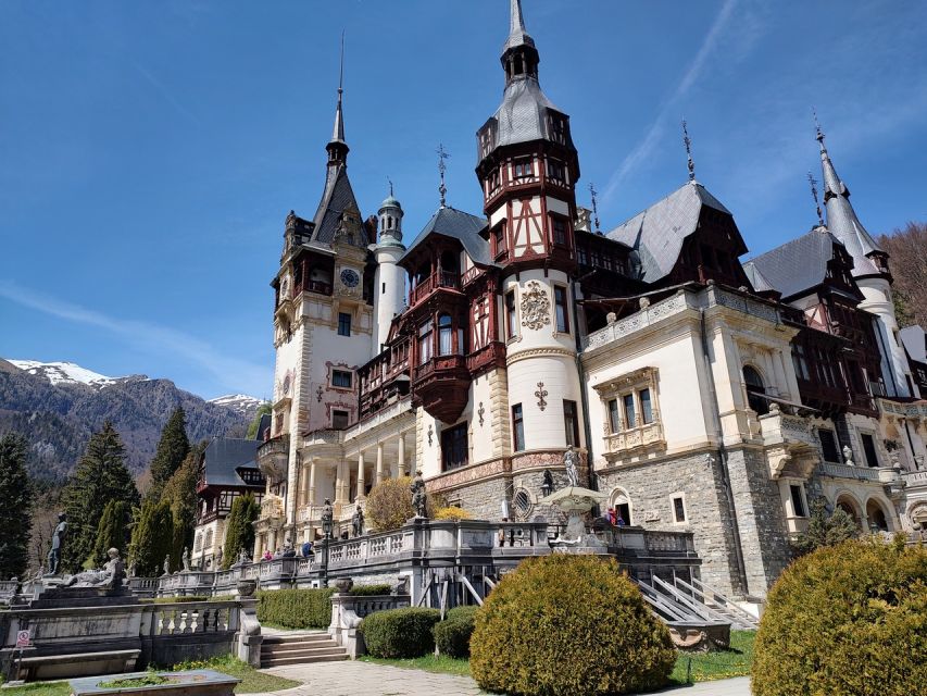 Brasov: Bran, Peles and Cantacuzino Castles Day Tour - Peleș Castle first: getting the beauty before the myths