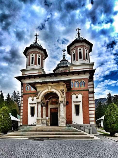 Brașov: Peles, Bran, Rasnov, & Valea Cetatii Day Trip - Who this tour fits best (and who should reconsider)
