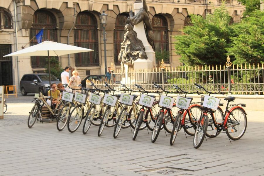 Bucharest Bike Rentals - What a Full-Day Rental Means for Your Sightseeing Plan