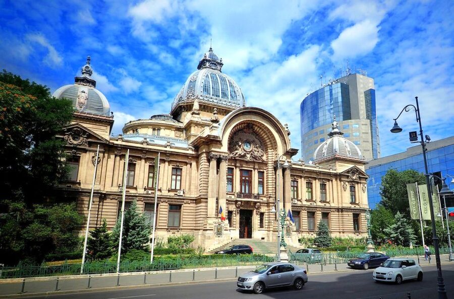 Bucharest: Charm of the Belle Époque Private Tour - Entering the Old City: cobblestones, vintage cafes, and baroque elegance
