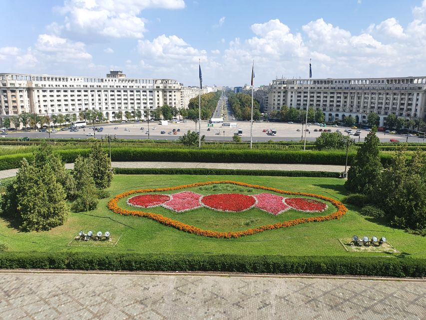 Bucharest City Tour 4h - Small Group Tour by Car - Palace of the Parliament: 30 minutes of opulence with political gravity