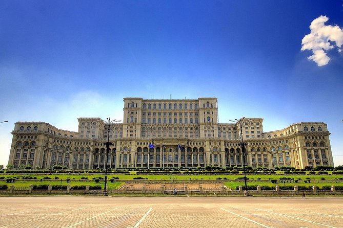 Bucharest: Communism, Revolution & City Highlights Tour - Revolution Square and Ceaușescu’s Final Speech: Where the Script Flipped