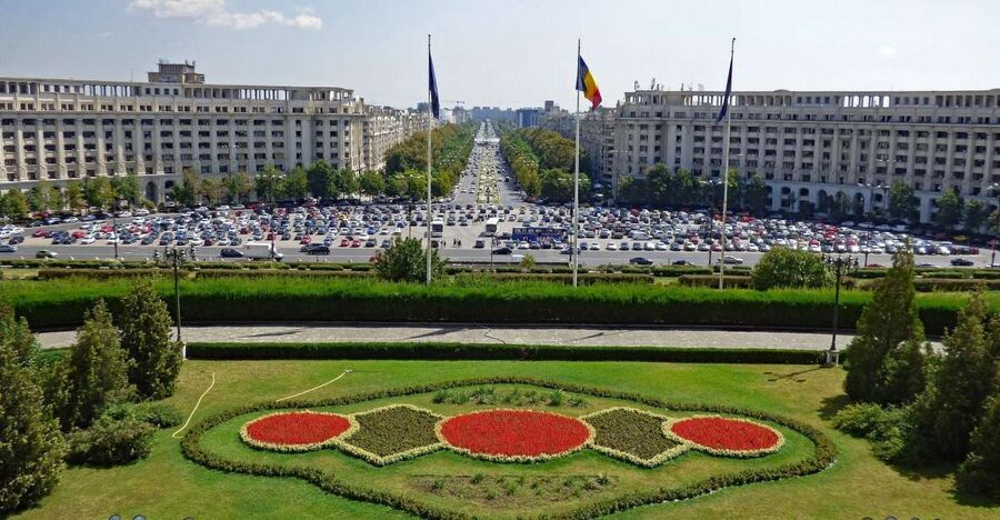 Bucharest: Communist Tour including Ceausescu Residence - Palace of the Parliament: size, symbolism, and possible waiting
