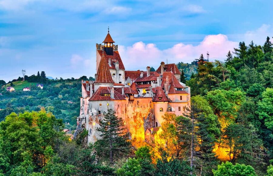Bucharest: Day Trip 3 Castles Cantacuzino, Peles , Dracula’s - How This Bucharest 3-Castle Day Actually Flows