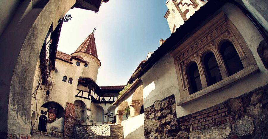 Bucharest: Dracula Castle, Peles Castle & Brasov Guided Tour - Who This Tour Fits Best (and Who Should Skip It)