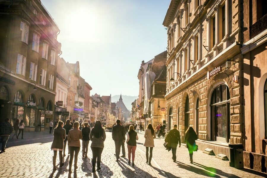 Bucharest: Dracula Castle, Peles Castle & Brasov Old Town - Key highlights to watch for