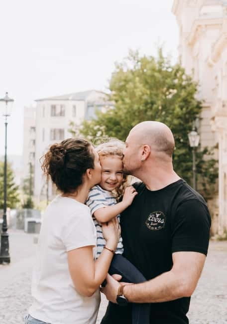 Bucharest: Essential Photo Session in the Charming Streets - Meeting at Hanu’ lui Manuc: starting in the heart of old-meets-classic
