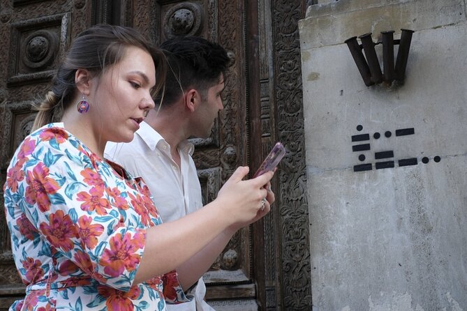 Bucharest: Ghost Hunt Quest Experience - Nighttime vs Daytime: When the Ghost Stories Land