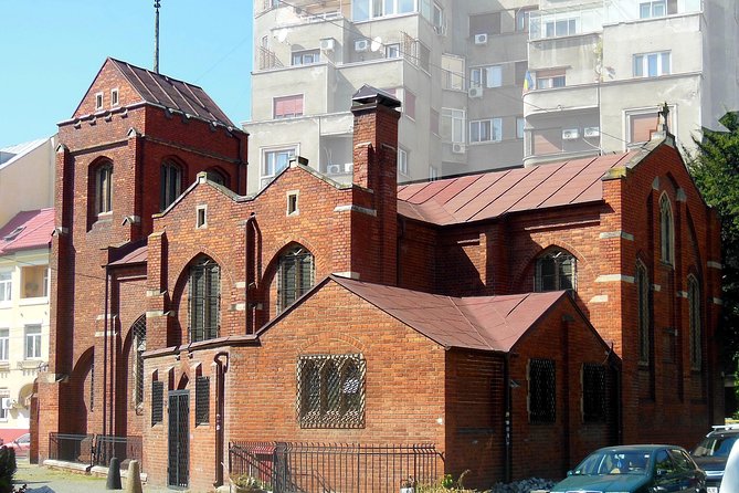 Bucharest Ghosts Stories and Mythology - Stop 3: Parcul Ion Voicu, strigoi stories, and a breather