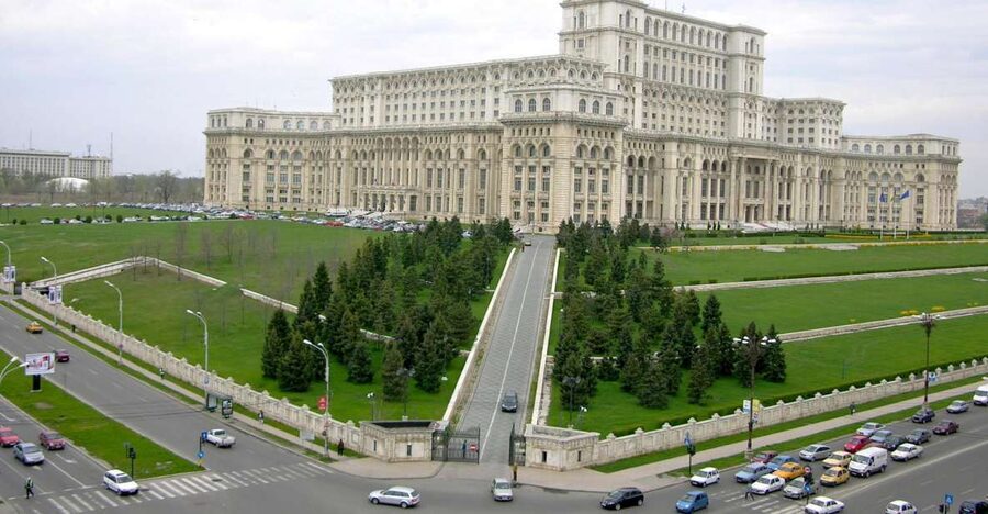 Bucharest: Half-Day Sightseeing Tour - Downtown Route in Four Hours: Press Square, Victory Arch, and Calea Victoriei