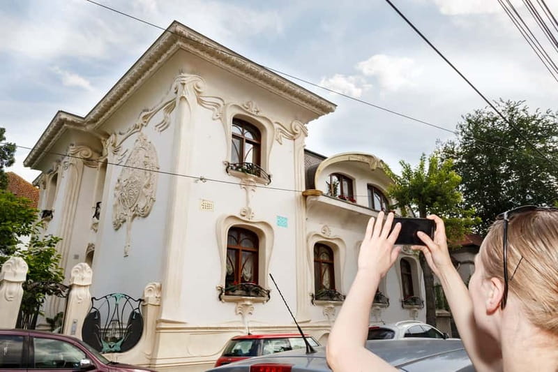 Bucharest: Hidden Gems 2.5-Hour Walking Tour - Key things you’ll notice on this Bucharest walk