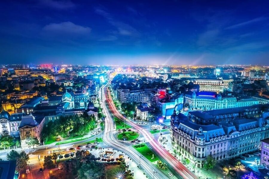 Bucharest : Highlights & Hidden Gems Walking Tour - Cismigiu Park: the oldest park gives you a breather
