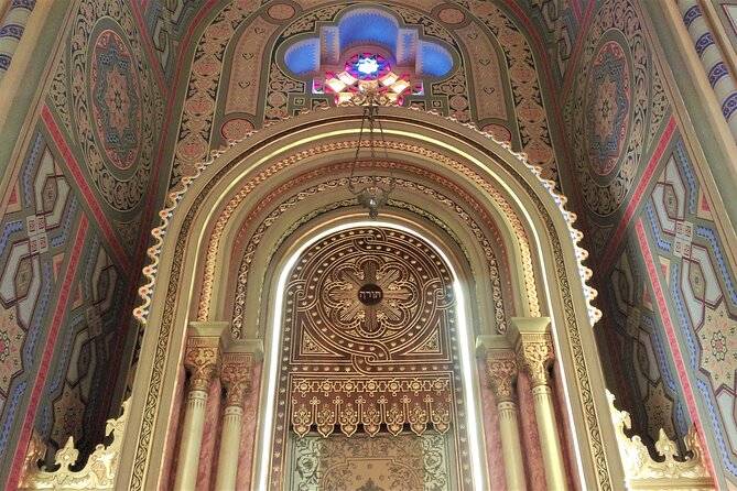 Bucharest Jewish Heritage Private Walking Tour - Jewish Museum Bucharest: get the context before the doors open