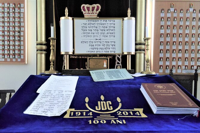 Bucharest Jewish Heritage Private Walking Tour - Jerusalem Lion Square: a meaningful 10 minutes that sets your eye