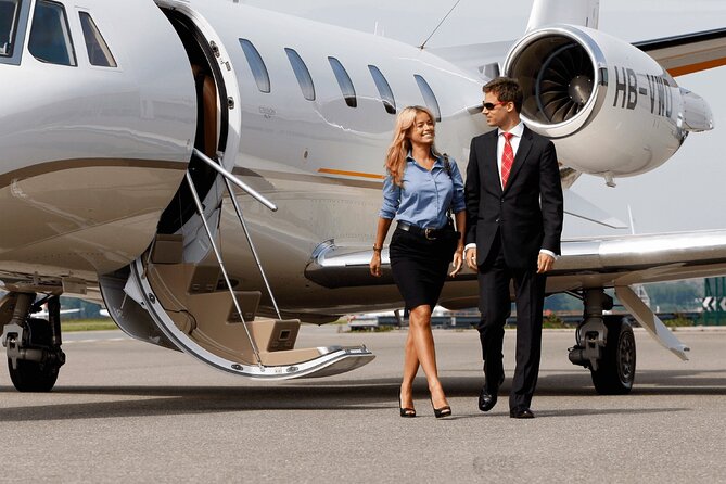 Bucharest Luxury Airport Transfer with Minivan and Business Cars - Meeting your driver: the GAYA CAFFE plan