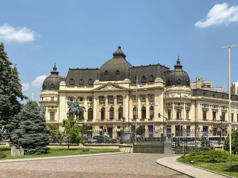Bucharest: Old Town & Historical Landmark Guided Tour - Old Court and Vlad the Impaler’s former palace remains