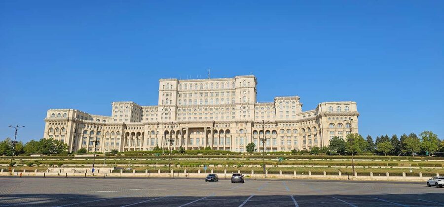 Bucharest Parliament,Village Museum,Dracula's Tomb,Mogosoaia - Key highlights worth planning around