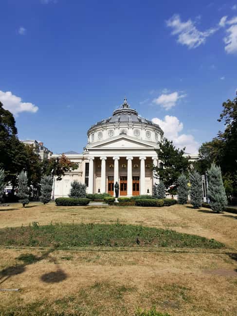 Bucharest Parliament,Village Museum,Dracula's Tomb,Mogosoaia - Bucharest from the road: panoramic stops that help you get your bearings