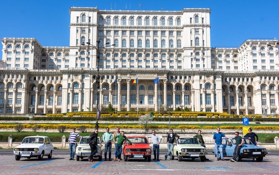 Bucharest: Private Communist Tour in a Romanian Vintage Car - The 3.5-hour circuit: pacing, photos, and how to get the best shots