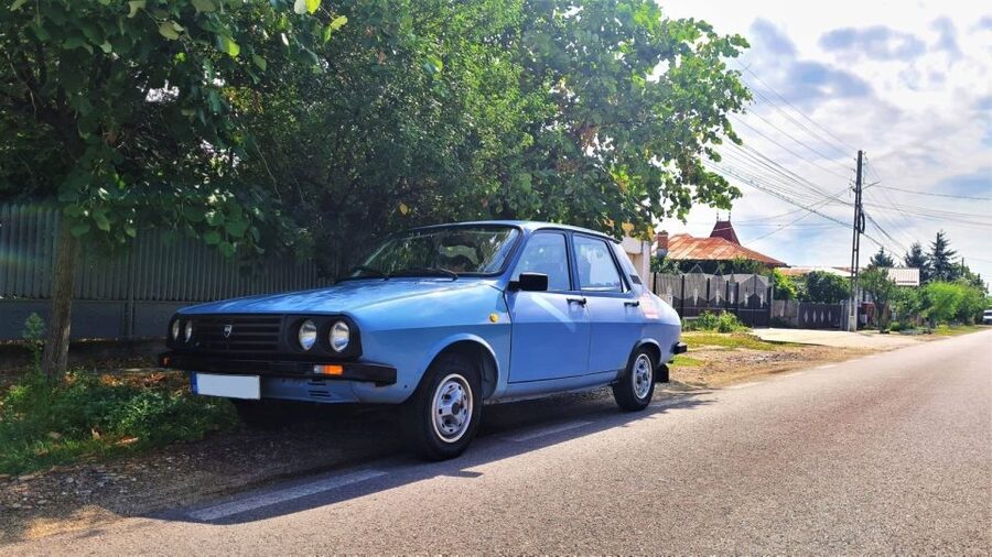 Bucharest: Private Last Days of Ceausescu Tour in a Dacia - The “secret” photo stops: why they’re worth your attention