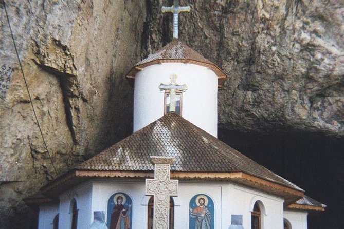 Bucharest Private Tour to Peles Castle & Biggest Salt Mine in Eu - What I’d watch for at both stops (so you enjoy, not just endure)
