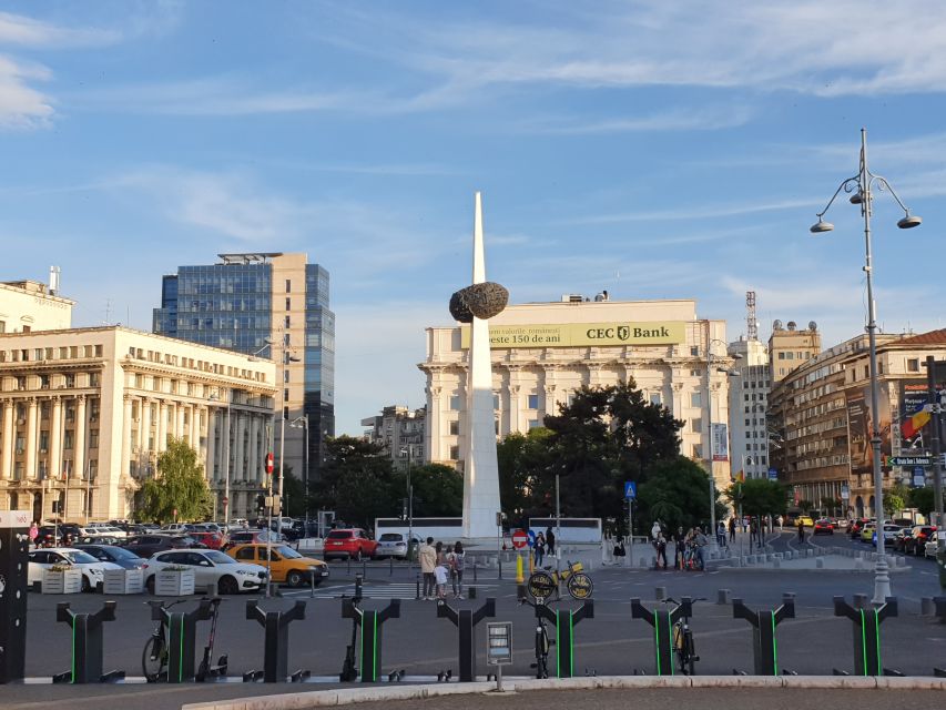 Bucharest: Relics of Communism 3-Hour Walking Tour - New districts of socialist realism and the Civic Centre buildings