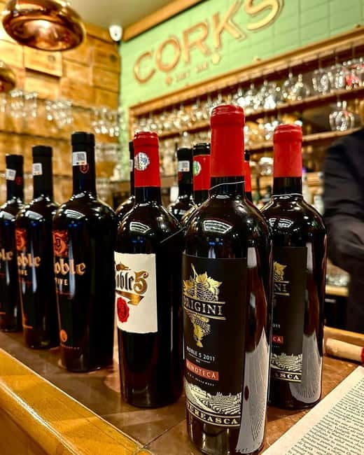 Bucharest: Romanian Wine Tasting Experience at Corks - The grapes behind the glasses: Fetească, Crâmpoșie, and friends