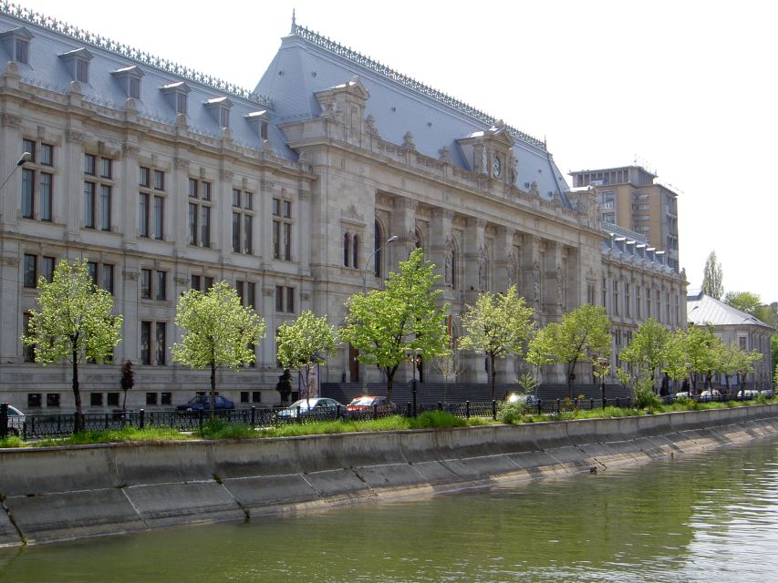 Bucharest Sightseeing Tour - Through Victoria Boulevard and toward the Romanian Atheneum