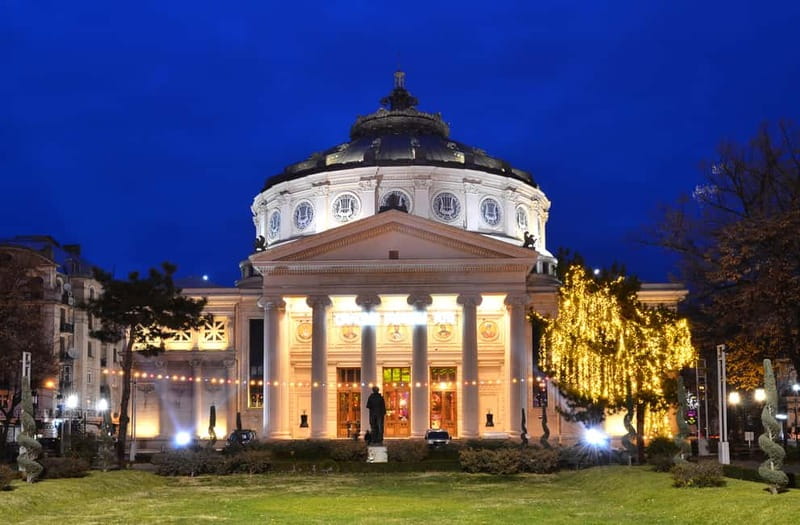 Bucharest: The Italian emigration in Romania - Crossing the Dambovita River: the best way to start a city story