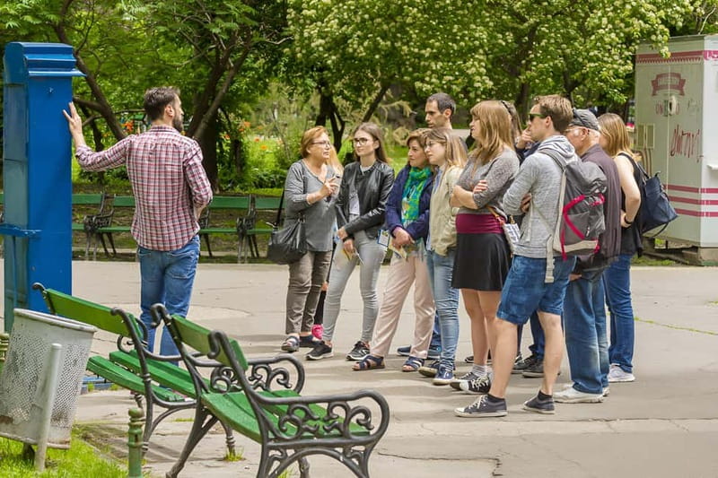 Bucharest: Tour of Old Town, Calea Victoriei & Communism - Stavropoleos Monastery and the Unirii Square Finish