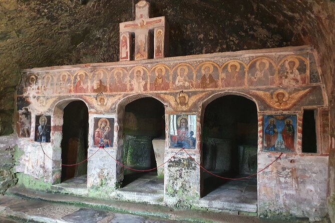 Bulgaria Day Trip - Private Tour from Bucharest - Veliko Tarnavo & Arbanasi - Guide quality and the human touch: Silvia and a top-notch driver