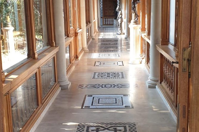 Ceausescu Villa - fast track tickets and guide - Group size: 40 people maximum, so expect a guided pace