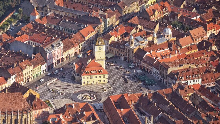 Discover Transylvania: Peles, Bran, Sighisoara in 2 days - Peles Castle and Bran Castle: royalty, myths, and the right expectations