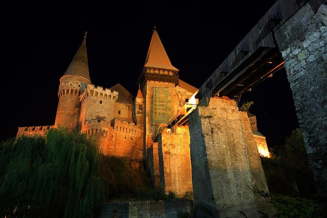 Dracula beyond the legend: 8-day private tour in Transilvania - Bucharest’s People’s House and Old Town: Vlad’s story starts big