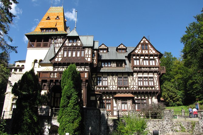 DRACULA CITY BREAK Bran Castle, Peles Castle Sinaia, Brasov City - Bran Castle (Dracula’s Castle): the big-ticket stop with real-world timing